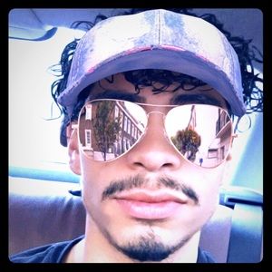 Meet your Posher, Papi